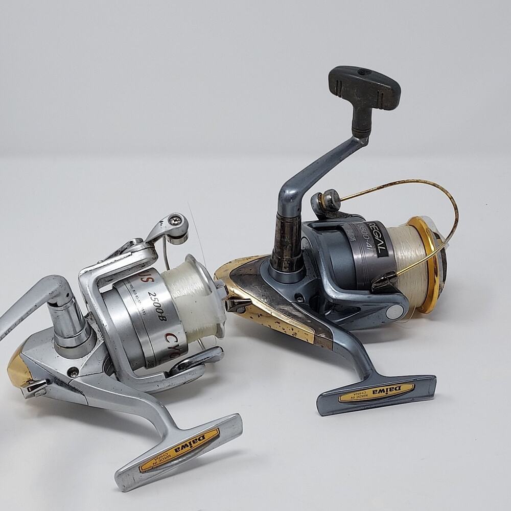 Lot 2 Daiwa Spinning Reels Regal 3500 4i Cygnus 2500B Fishing Outdoor Sports